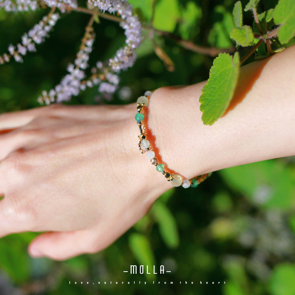 Molla 小山丘的清新綠|月光石葡萄石櫻花薔薇石雙圈手環（手工訂製-可調式手環） 第1張的照片