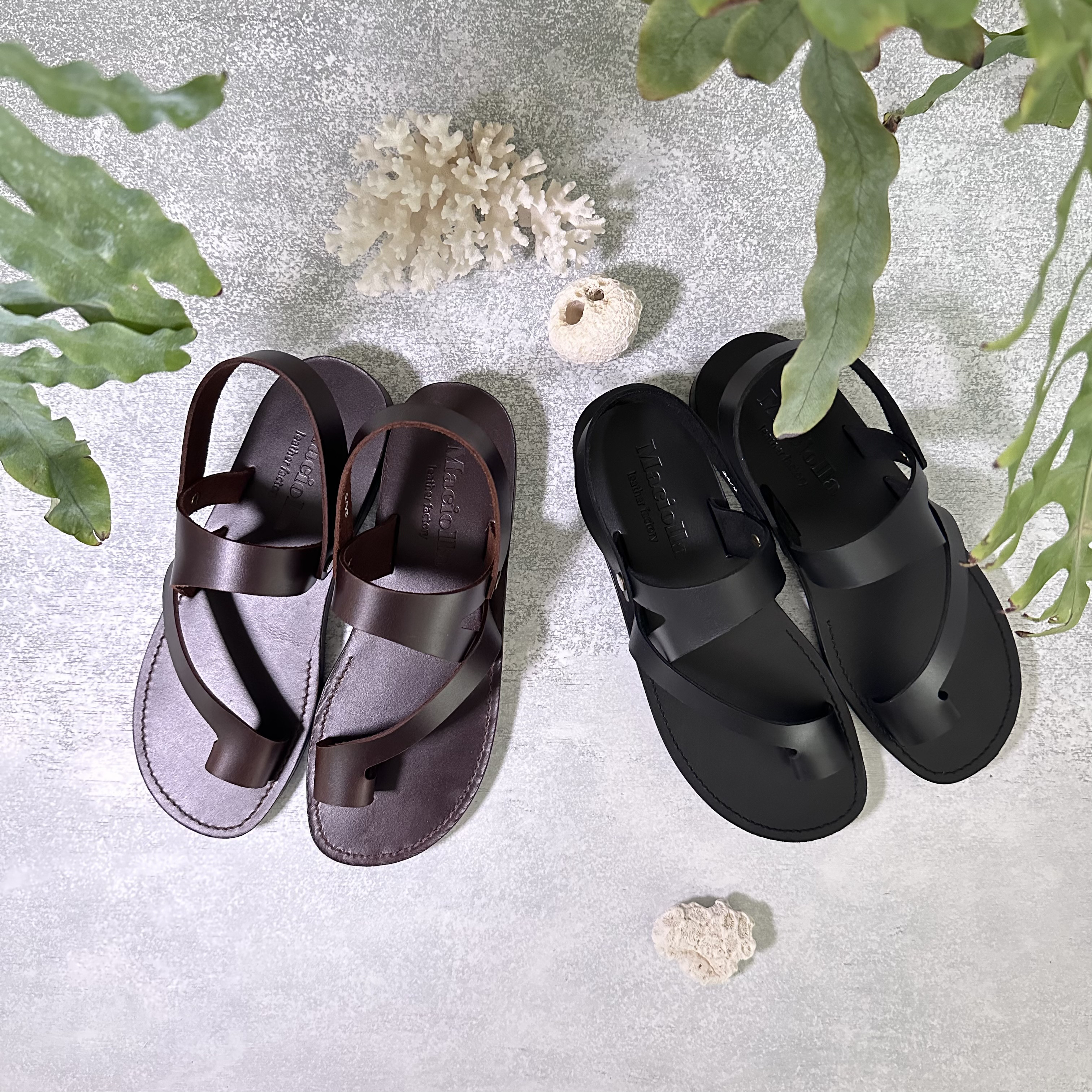 【2wayお好みで！】レザーストラップサンダル　ブラック、ブラウン