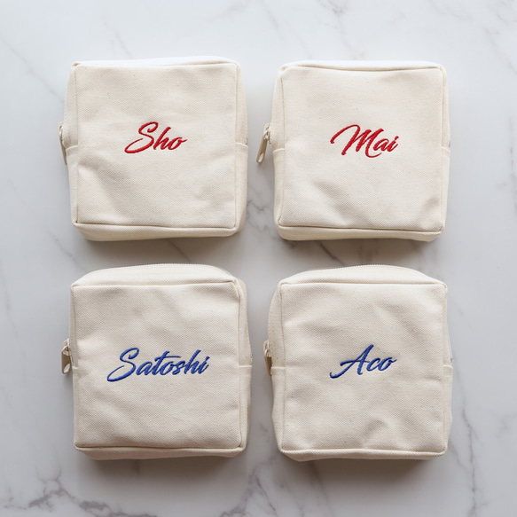 【筆記体-Basic】名入れ スクエアポーチ┃原色カラー 推しカラー 名前入り刺繍 10枚目の画像