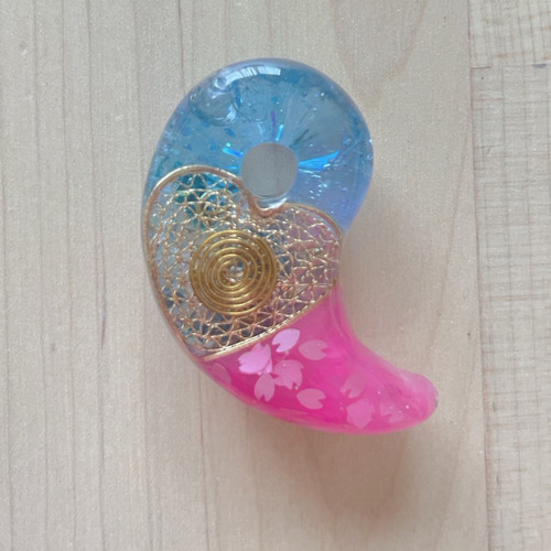 青 ピンク 青春のひととき⭐創作オリジナル勾玉(オルゴナイト