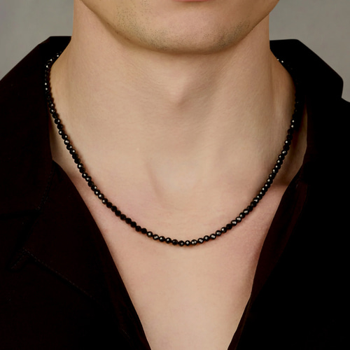 ミニマリストカットアングル ブラックオニキス ビーズネックレス