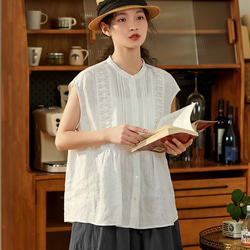 2色 シックなフロントタック　ノースリーブのブラウス・Tシャツ【秋春夏】白・黒 8枚目の画像