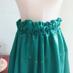 【インド/サリー】訳ありでお得！・エメラルドグリーンのロングスカート・シンガポールから送料無料 6枚目の画像