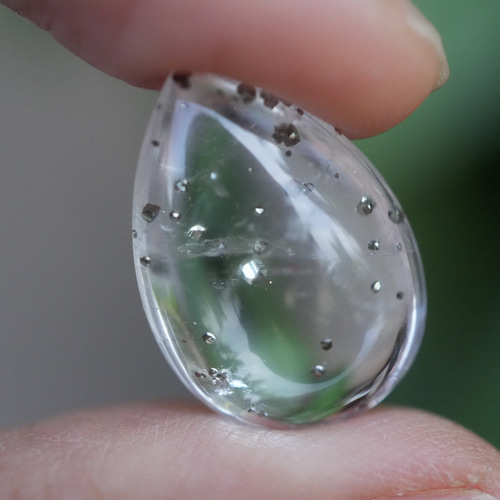 銀のキラキラ☆パイライトインクォーツ s1455 天然石 Funky garuda