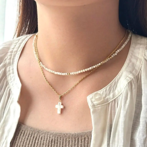 専用 マザーオブパール（白蝶貝ピンク珊瑚 シンプルラインのネックレス