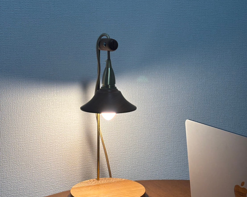 手の形 ランプ 7a07685aa95104a70d72c2544ce07b