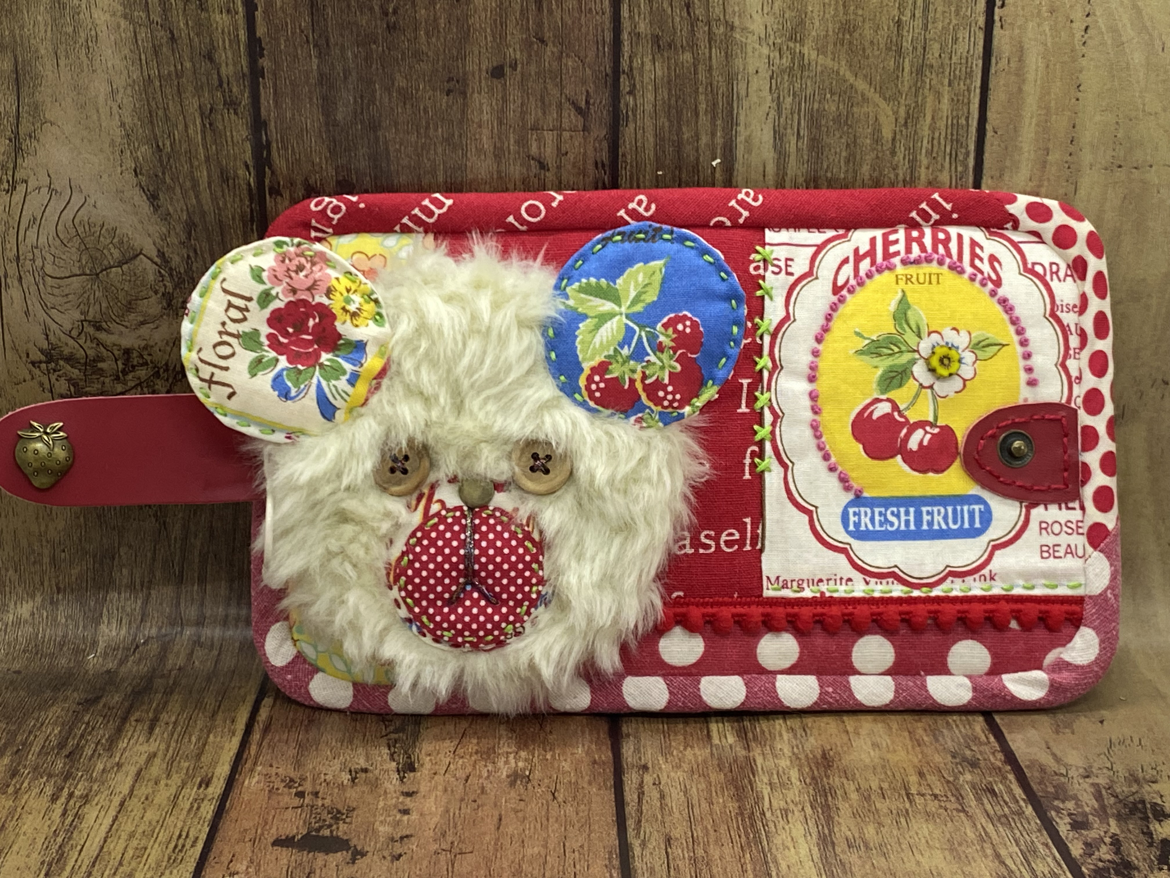 クマのボクちゃん二つ折り財布