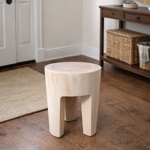 ヒノキ香る天然無垢丸太スツール｜森を歩くようにリラックスできる