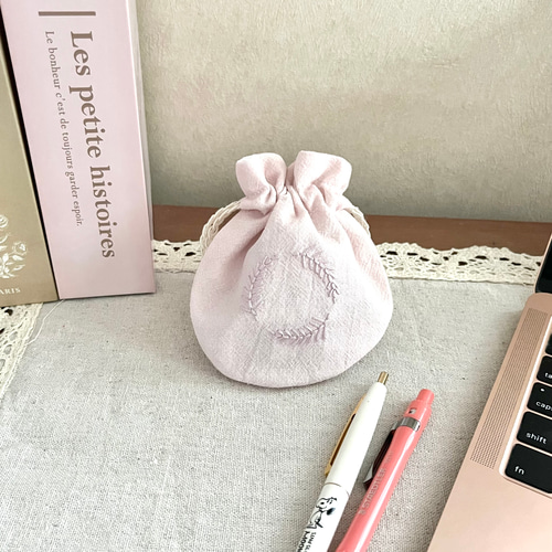 夏の爽やかな刺繍ポーチサシェ（匂い袋）＊無農薬ローズマリーと天然
