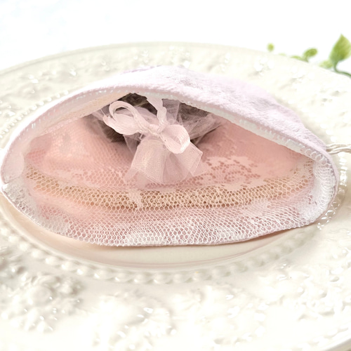 夏の爽やかな刺繍ポーチサシェ（匂い袋）＊無農薬ローズマリーと天然
