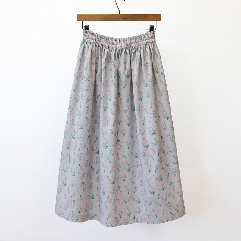 【即納】チューリップ柄 綿麻ギャザースカート（ライトグレー）リネン 麻  春の誕生花2026