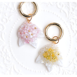 紫陽花 【全５色】 キーホルダー ストラップ 大人かわいい ラメ レジン ミルキーカラー strap-020 4枚目の画像
