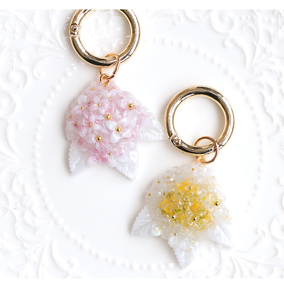 紫陽花 【全５色】 キーホルダー ストラップ 大人かわいい ラメ レジン ミルキーカラー strap-020 4枚目の画像