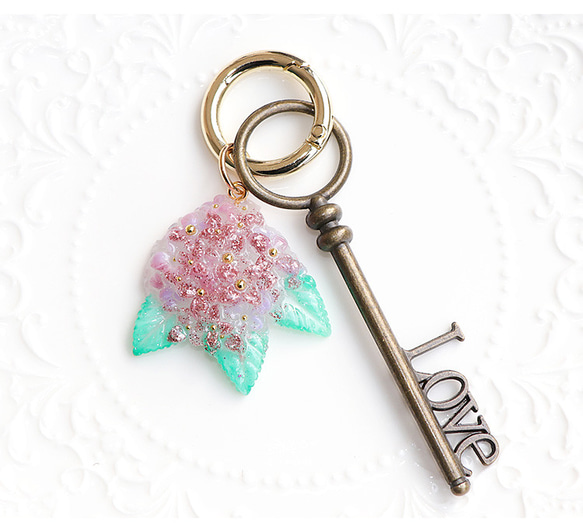 紫陽花 【全５色】 キーホルダー ストラップ 大人かわいい ラメ レジン ミルキーカラー strap-020 7枚目の画像