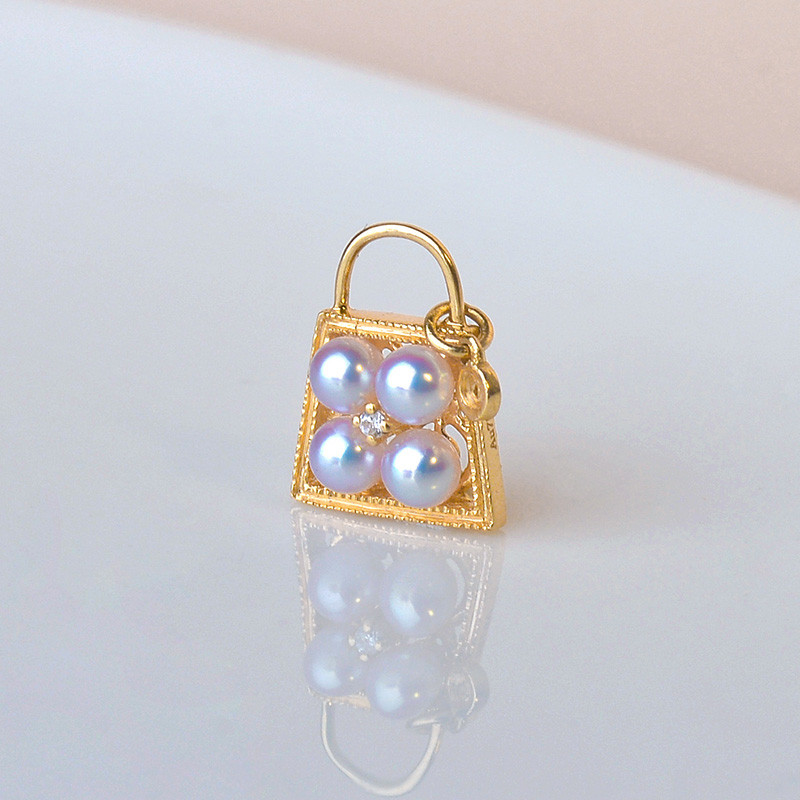 【La Corser】18Kゴールド 天然日本製 3-4mm アコヤ真珠ペンダントネックレス スモールサシェデザイン ユニバーサ