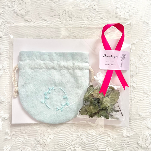 夏の刺繍ポーチサシェ（匂い袋）＊無農薬ミントと天然成分100％精油が