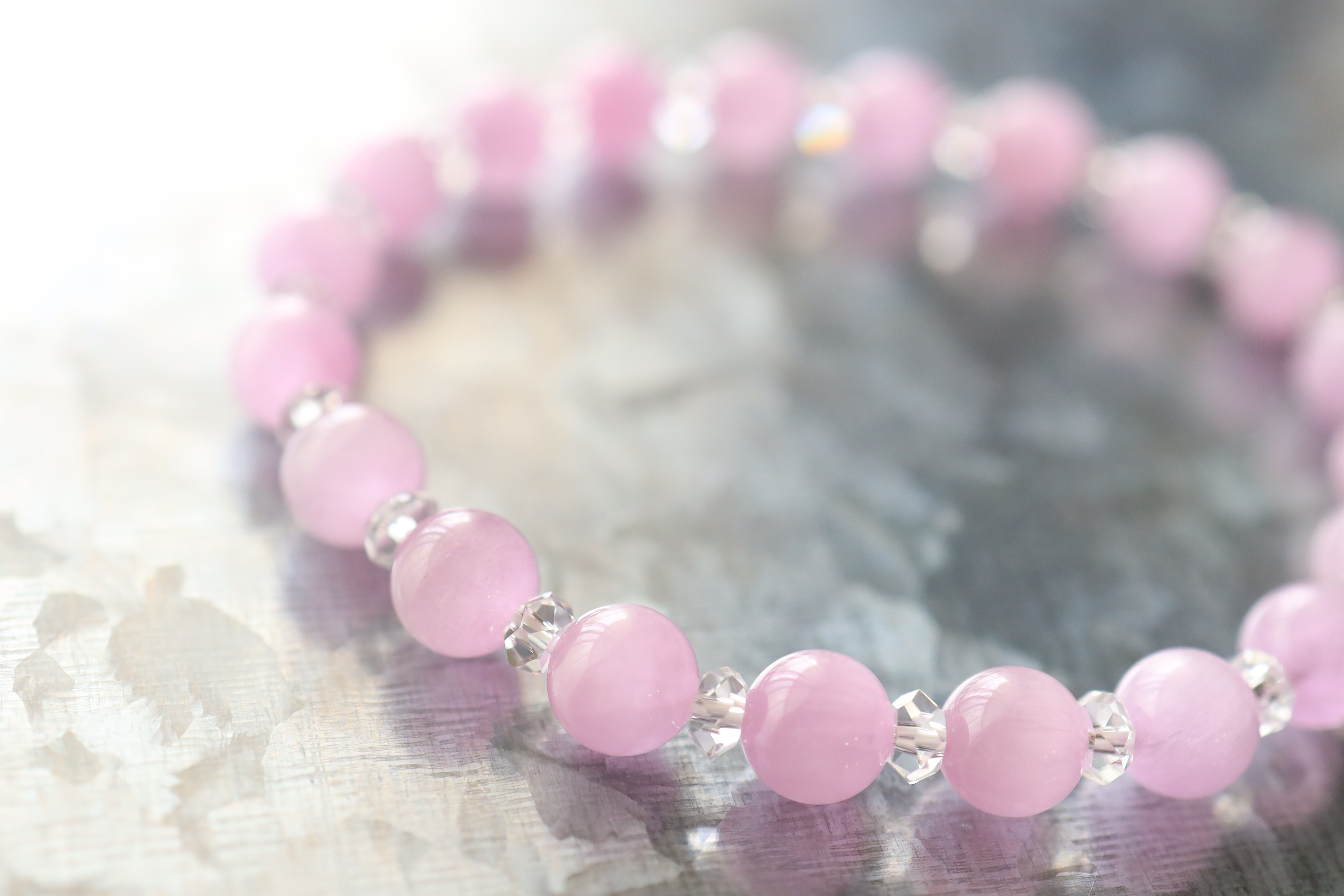 …☆プレミアムブレス☆クンツァイト：7ミリ（キャッツアイ）＆水晶☆天然石ブレスレット☆…