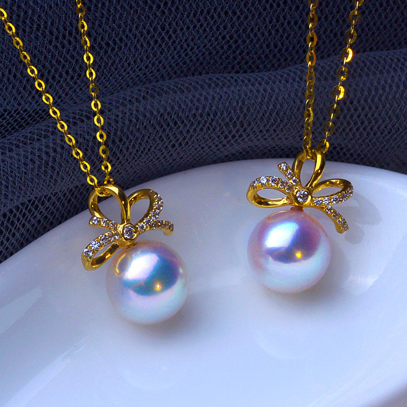 【La Corser】18Kゴールド 蝶結び 天然海水 日本製 7.5-9.5mm アコヤ真珠 ペンダントネックレス ラウンドパ