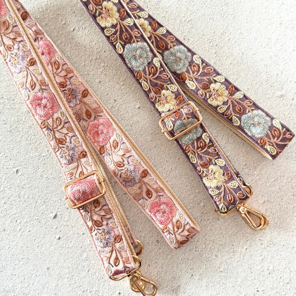 印度刺繡絲帶智慧型手機肩帶，玫瑰圖案，粉紅色或炭灰色 第2張的照片