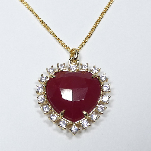 赤い翡翠の ネックレス