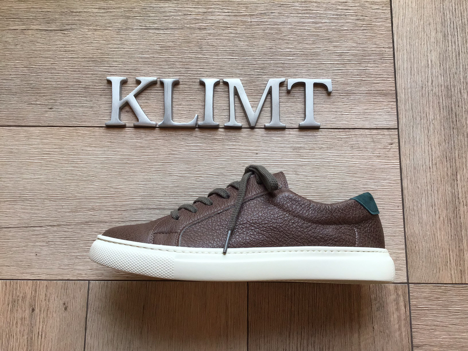 牛革レースアップスニーカー　こげ茶