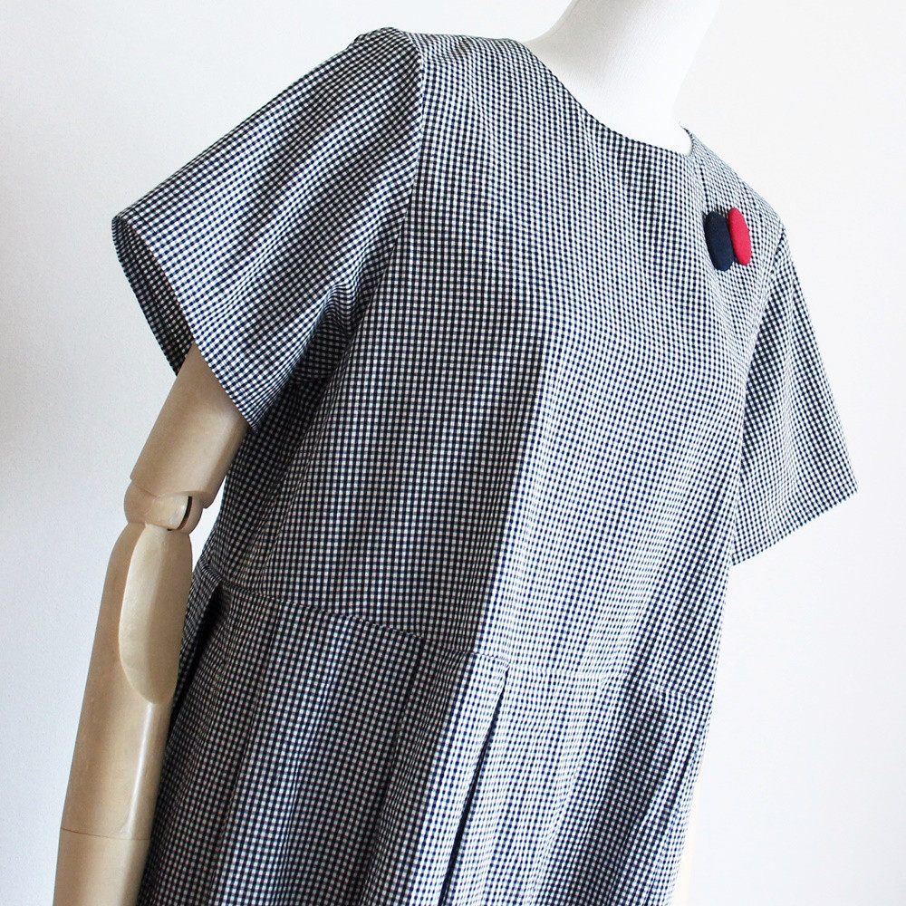 c_o_c_o_r_o　清涼感があって涼しい「綿麻」紺色　ギンガムチェック　半袖　ウエスト切り替えＡラインワンピース