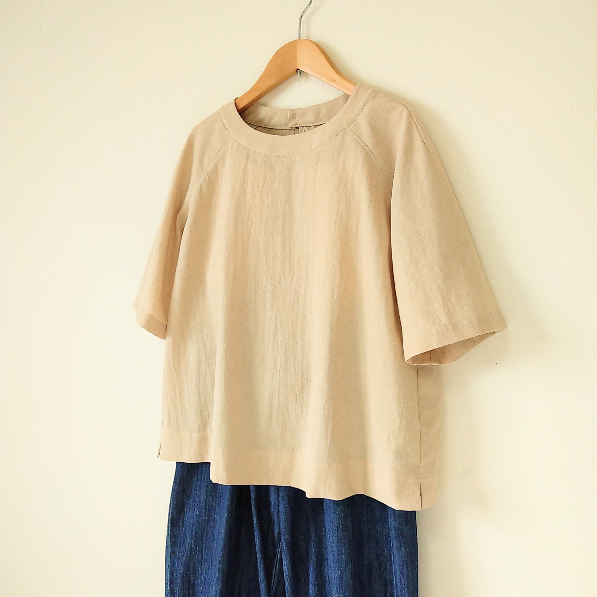 グッドラグランスリーブ 五分袖 ライトベージュ Ｍ～Ｌサイズ