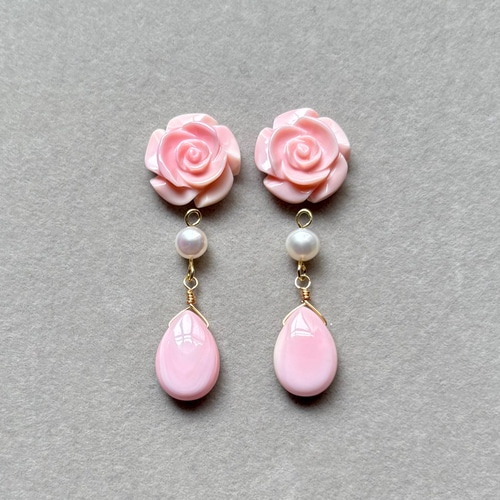 New！クイーンコンクシェルの桃色ピアス（イヤリング）B 薔薇 しずく