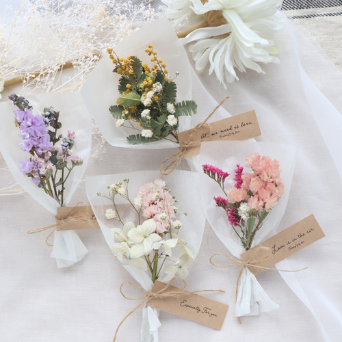 カラー選べます！】小さな白ラッピングのドライフラワー花束