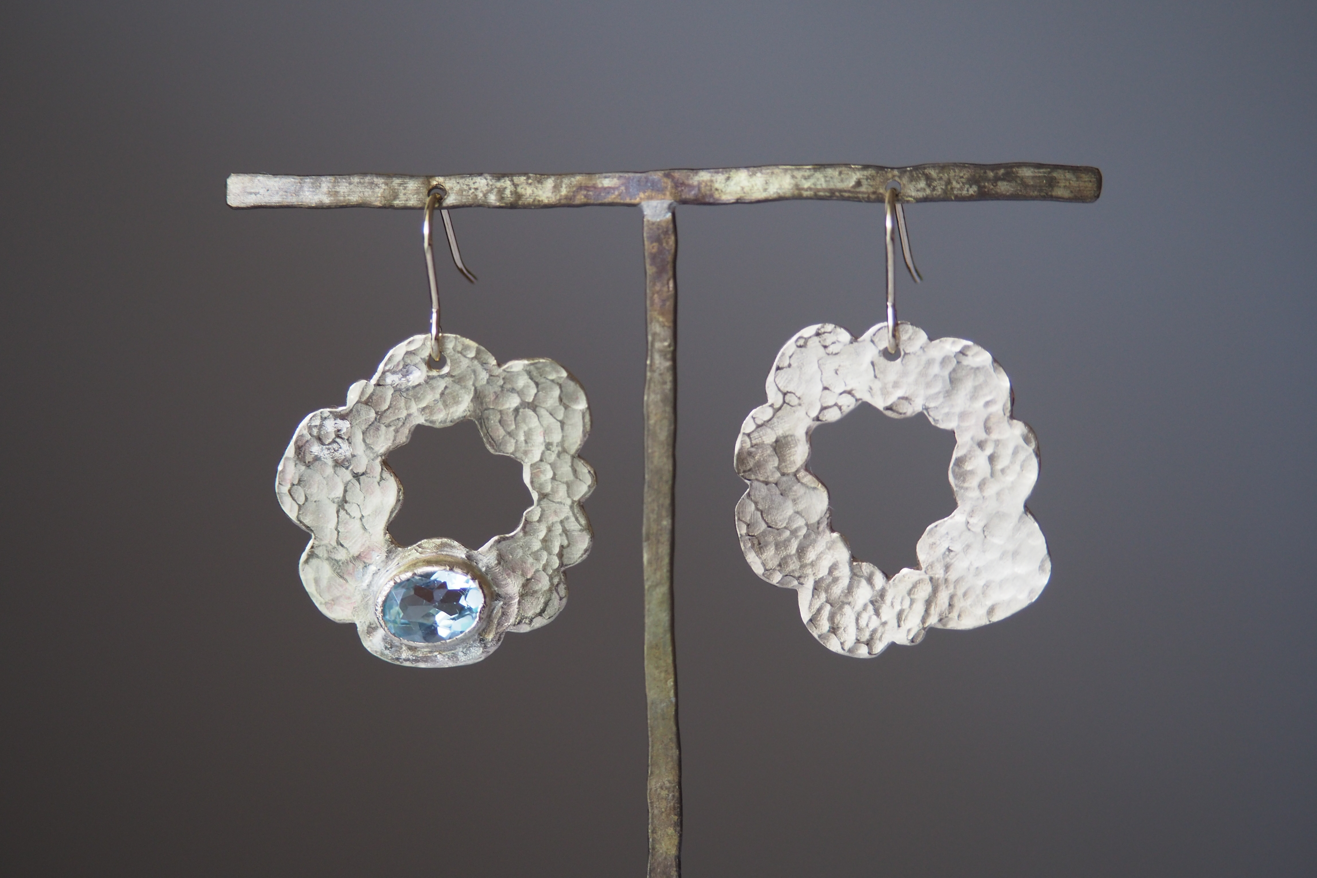 cloudy　アクアマリンの真鍮ピアス/イヤリング ◼pivo◼2377