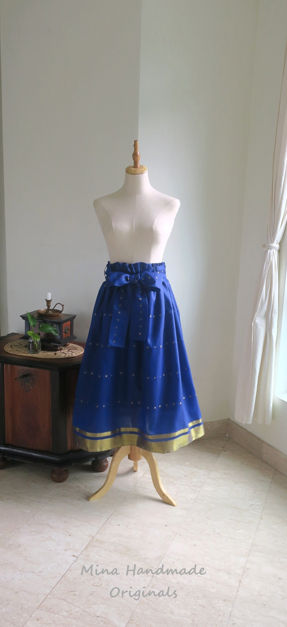 【インド/サリー】オリエンタルブルーのロングスカート・シンガポールから送料無料