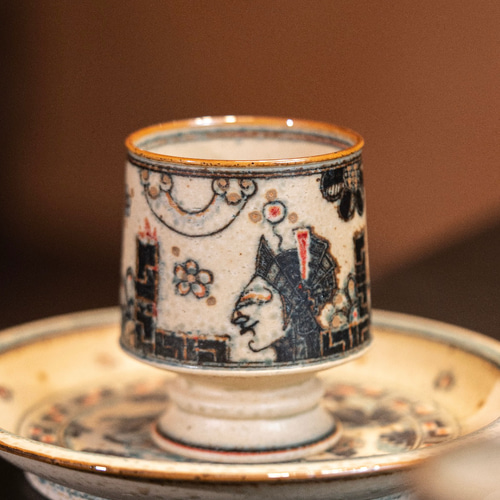 景徳鎮  陶磁器 手描き象 置物 燭台装飾品  工芸品家と住宅の移転の贈り物 景徳鎮 陶磁器 手描き象 置物 燭台装飾品 工芸品家と住宅の移転