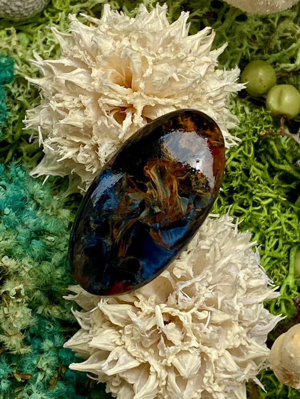 ハイグレード♡ピーターサイト 18 テンペストストーン 天然石 天然色 1枚目の画像