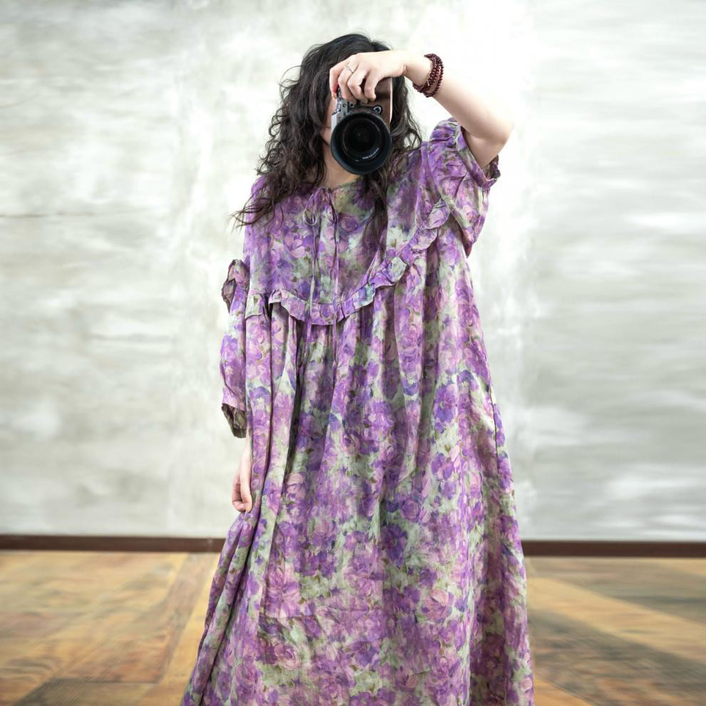 ロマンチックなレースの拼接とプリントがある文芸的なラミーのルーズワンピース 25102