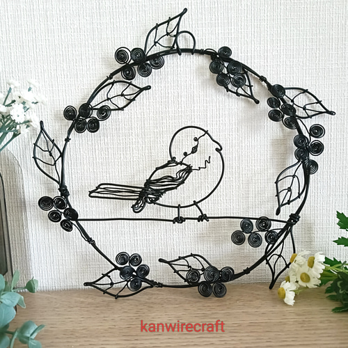 ワイヤーアート リース シマエナガ 首かしげポーズ ワイヤークラフト