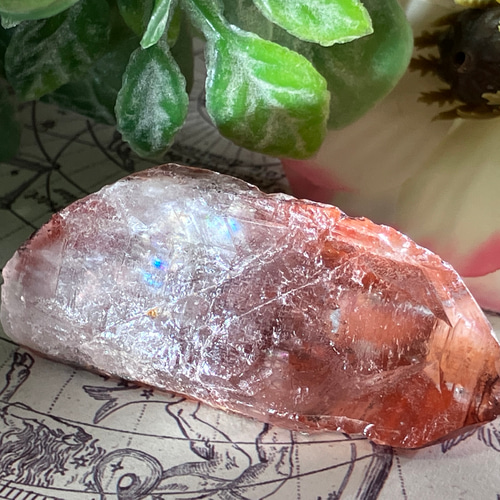 ゴイアス州産　レッド　レムリアンシードクリスタル 原石　水晶　ヘマタイト ゴイアス州産 レッド レムリアンシードクリスタル 原石 水晶