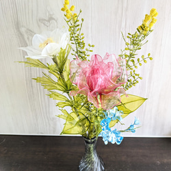 ◇サンダーソニア“提灯百合