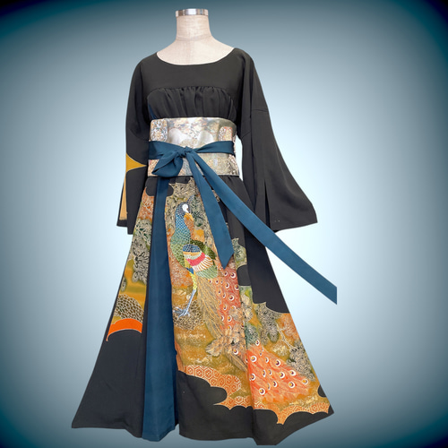 孔雀刺繍 着丈110cm 留袖 アクセントカラーワンピース フォーマル 着物