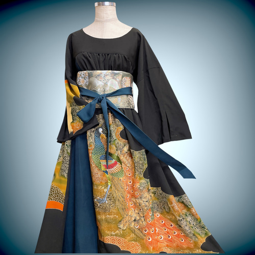 孔雀刺繍 着丈110cm 留袖 アクセントカラーワンピース フォーマル 着物