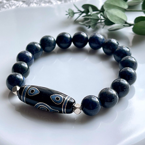 法螺四眼青紋黒銀線天珠&デュモルチェライトブレス 法螺四眼青紋黒銀線天珠&デュモルチェライトブレス ブレスレット Himal