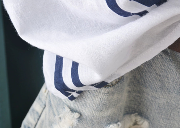 綿.アシンメトリーVネック 縦ストライプ 五分袖シャツ/柔らかく肌触りが良く/無地でどんなスタイルにも合います 8枚目の画像