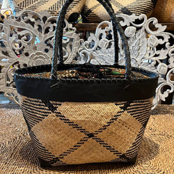 モロッコ直輸入 レザー ファープフ クッション オットマン ハラコ