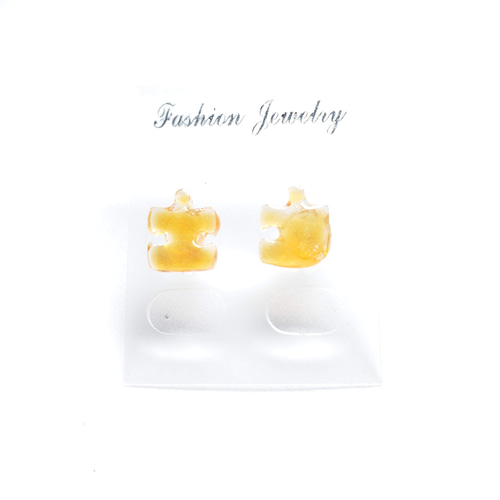 No.607-D ジグソーパズル型☆レジン☆樹脂ポストピアス(オレンジ  