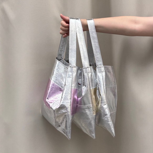【新作】うすくて軽いワンハンドルバッグ　メタリックレザー 3枚目の画像
