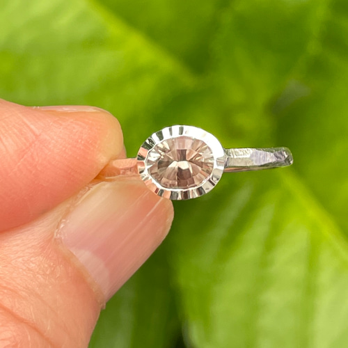 [R138-021］ 翡翠　くりぬき　リング　天然石　グアテマラ産　10号 R138-021］ 翡翠くりぬきリング天然石グアテマラ産10号