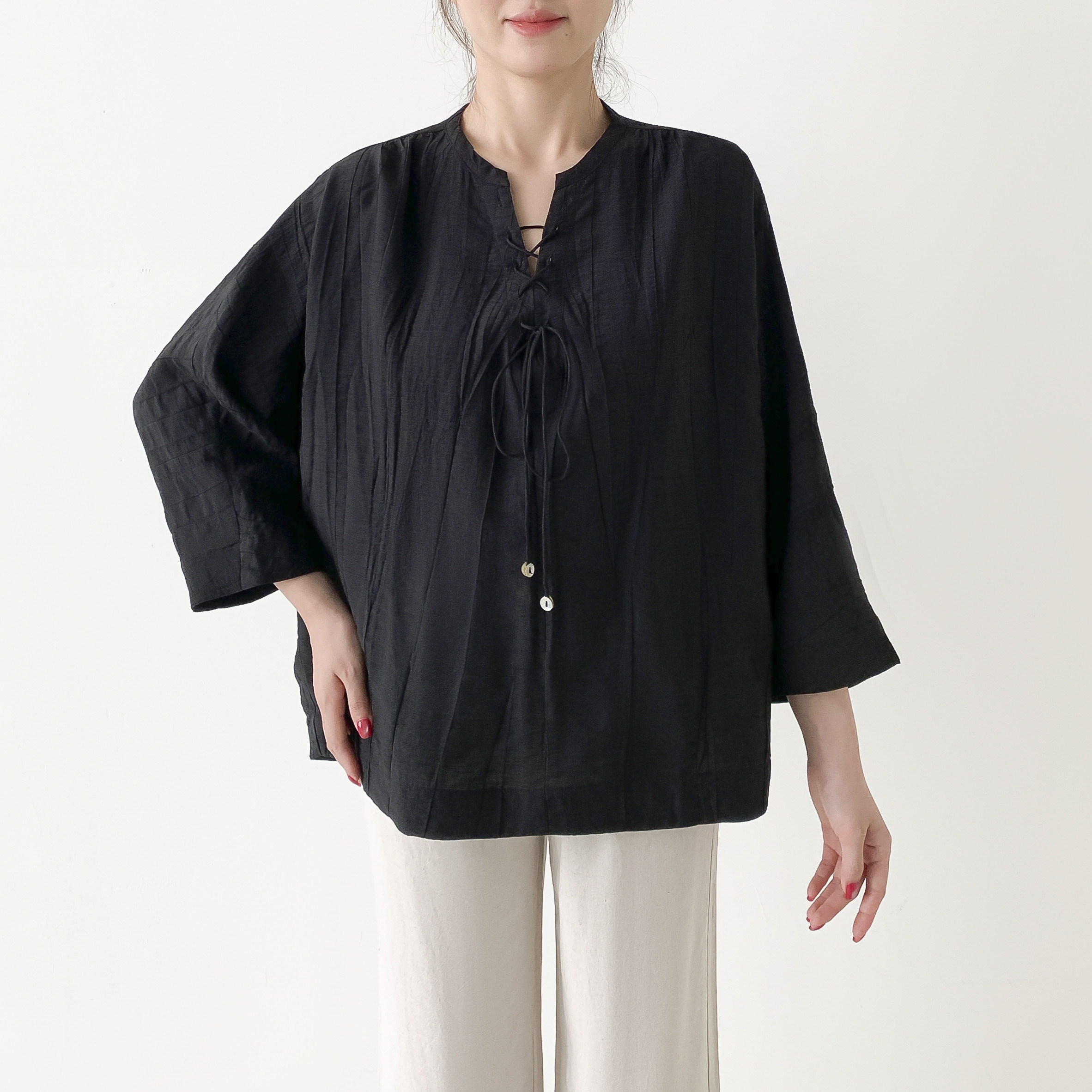 en-enリネン＋混紡・前ヒモ結び・コクーン型　黒