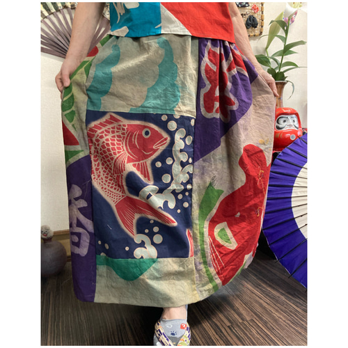 大漁旗(鯛柄付き）柿渋染めトップスとスカートのセット 古布