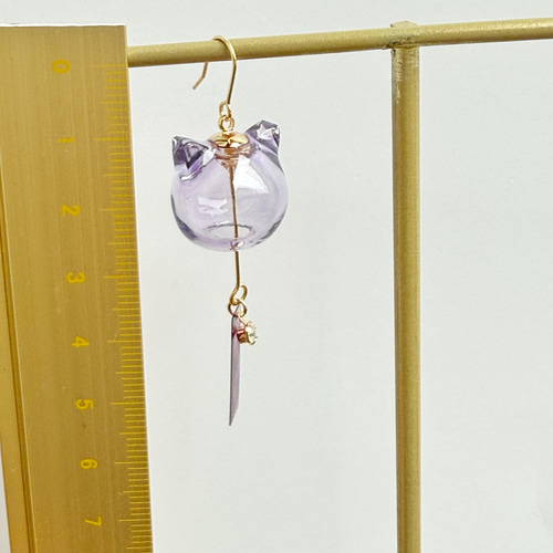 SALE✩.*˚猫乗り風鈴 和風 ヨーヨー ピアス イヤリング ピンク 風鈴シリーズ】猫風鈴ピアス - ショップ yettahandmadearea