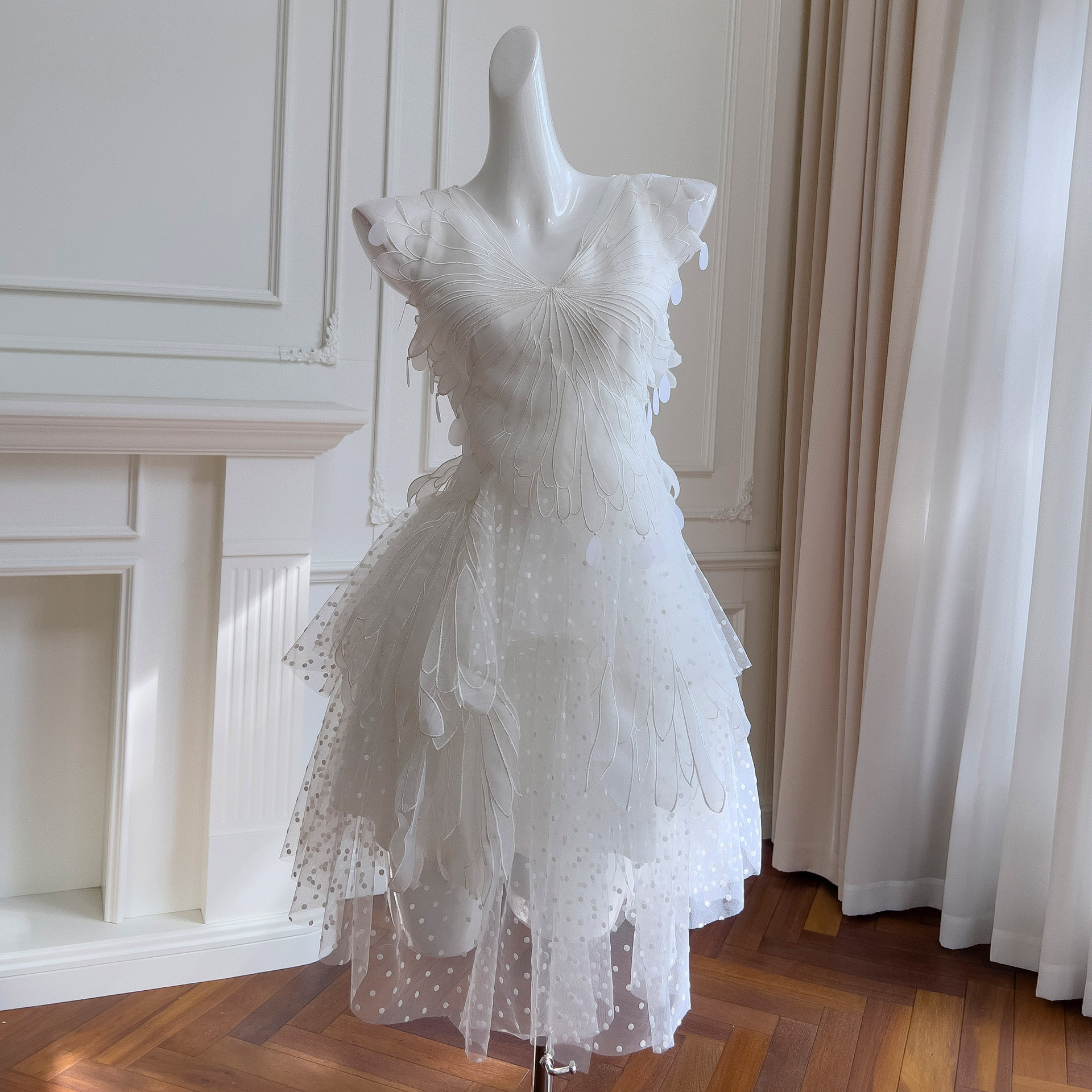 ドレス パーティー ウェディング ワンピース ショート プリンセス 白 上品 優雅 韓国風 結婚式 お呼ばれ