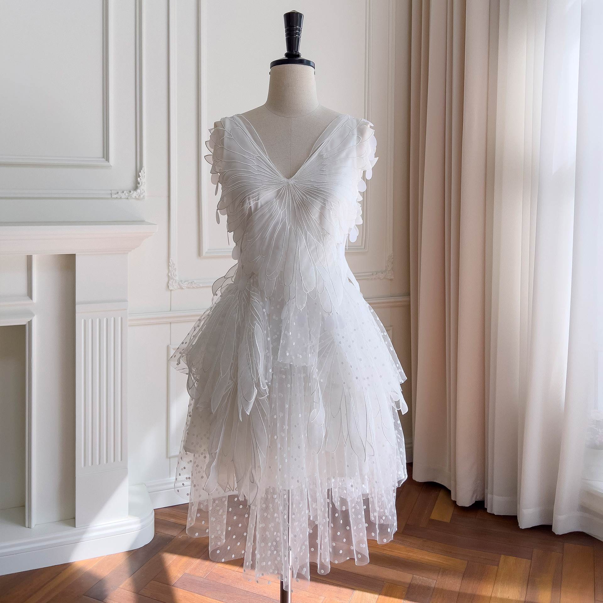 ドレス パーティー ウェディング ワンピース ショート プリンセス 白 上品 優雅 韓国風 結婚式 お呼ばれ